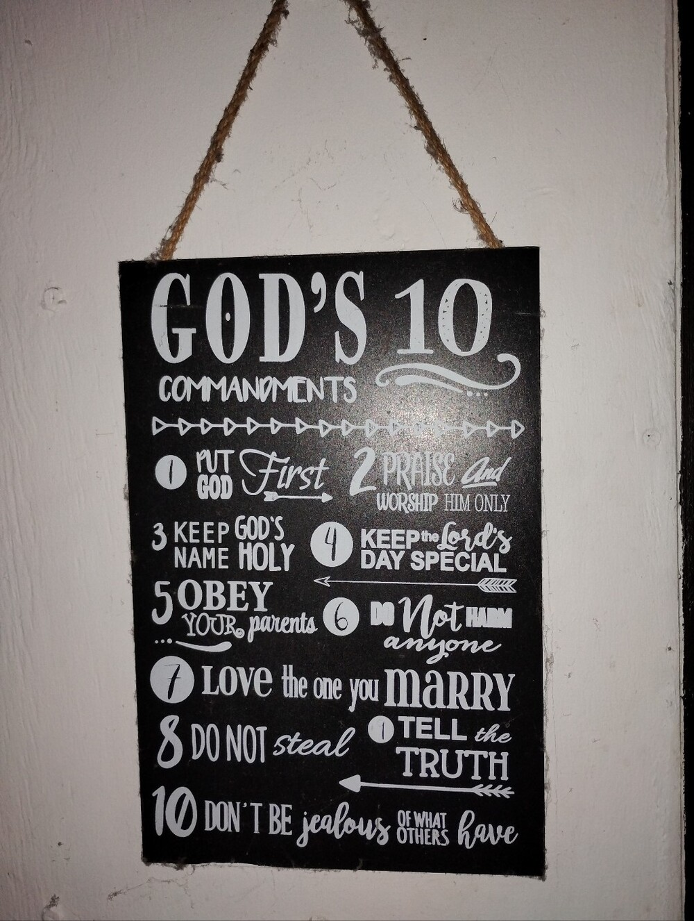 Black 'God's 10 Commandments' Wall Sign - Unbranded